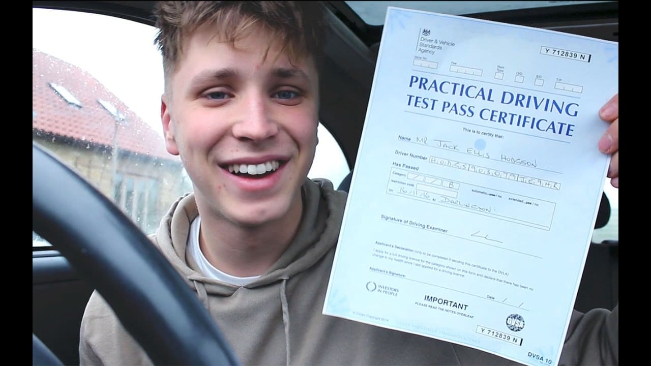 When Can You Start Driving Lessons In Beckenham? 1 I PASSED MY DRIVING TEST & SURPRISING MY MUM! - YouTube