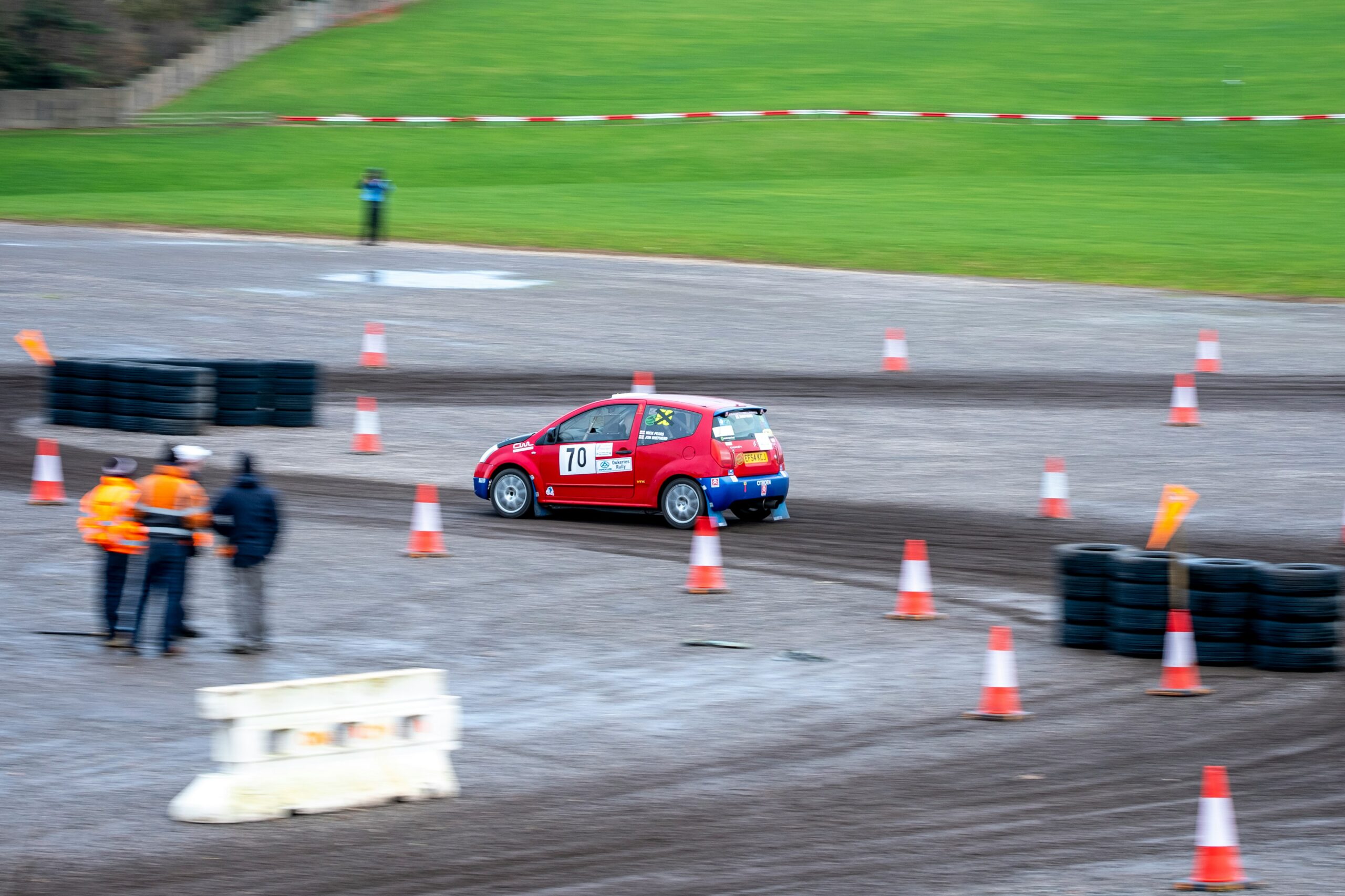 What Happens If It Rains During Your Driving Test? 5
